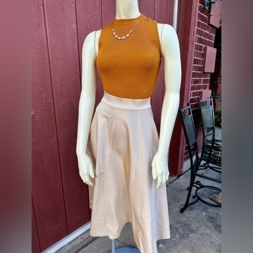 Daniel Cremieux Gold Dolores classic holiday skirt